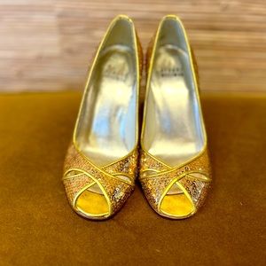 Stuart Weitzman gold sequin heels
